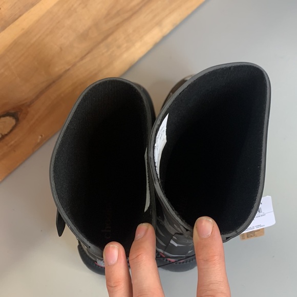 NWT Women’s Chooka Rain Boot Waterproof Memory Foam Floral Black - Picture 6 of 6